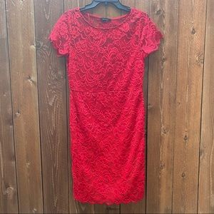 Romantic Ambiance red lace dress, perfect for Valentines